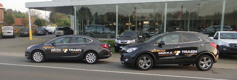 Opel Mokka en Opel Astra Sports Sedan